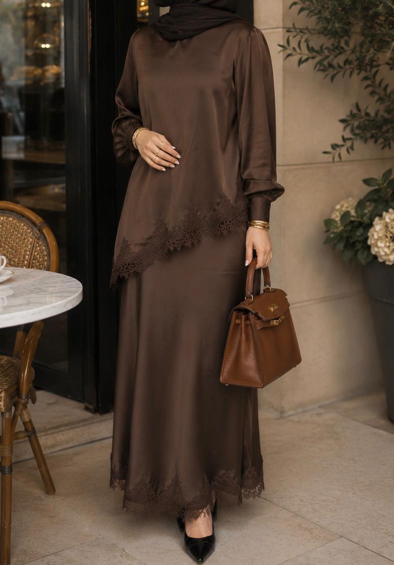 Ensemble Layali  Brown